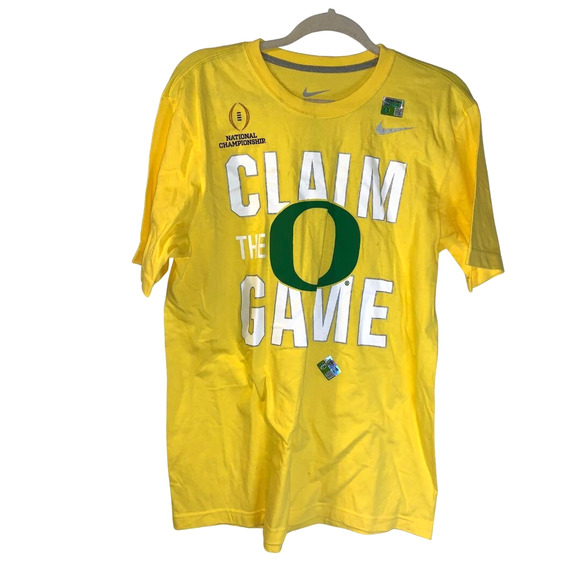 Nike Oregon Ducks Men's Claim the Game T Shirt Size M NEW Yellow Championship - Picture 1 of 6